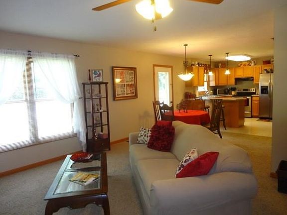 3rd image of 505 Northbrook Dr