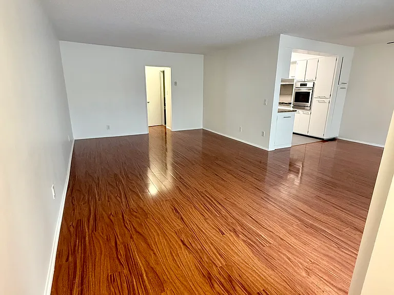 1138 Hacienda Place — Photo 15