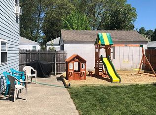 105 Ballston Ave, Pawtucket, RI 02861