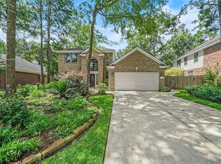 31 S Old Cedar Cir, Spring, TX 77382