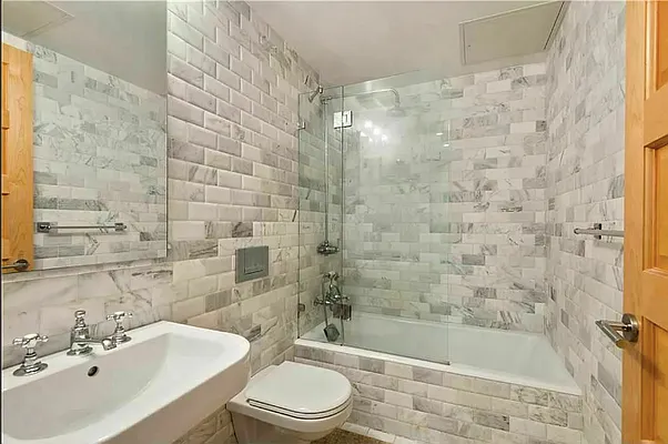 Rented by REAL New York | media 19