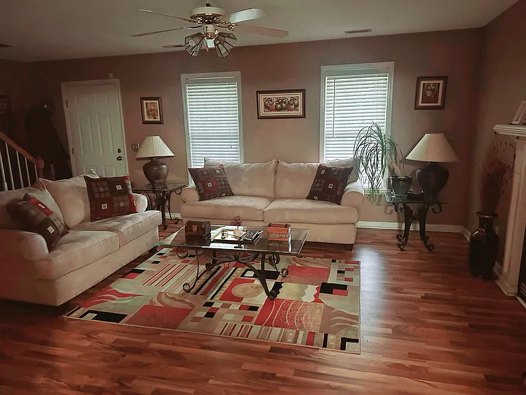 2837 Bridgeport Dr — Photo 6