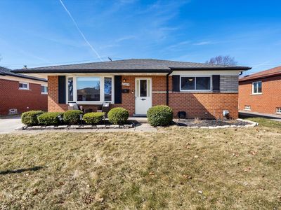 25295 Koontz St, Roseville, MI, 48066