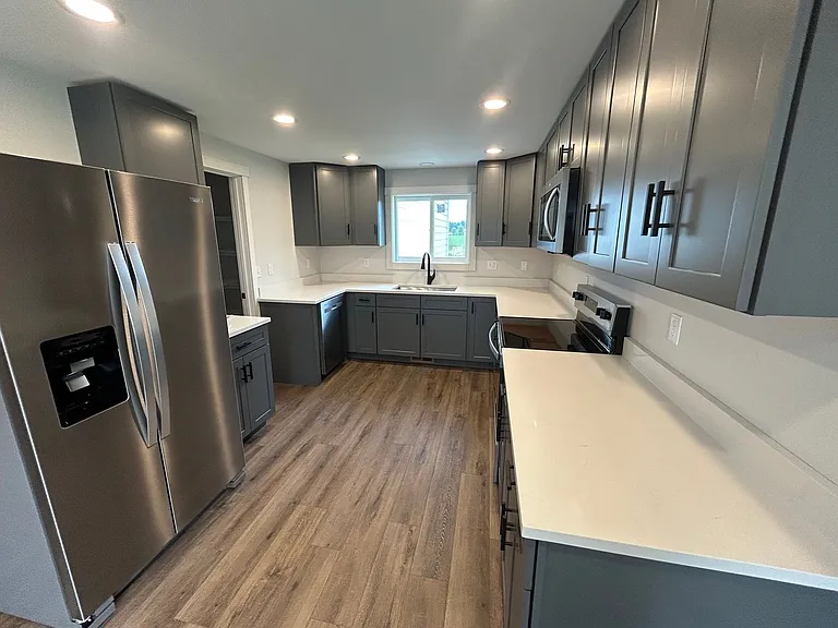 112 H Street Rd — Photo 3