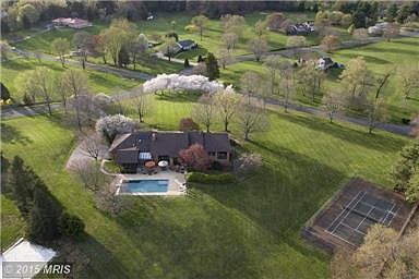 1st image of 3315 Royale Glen Ct