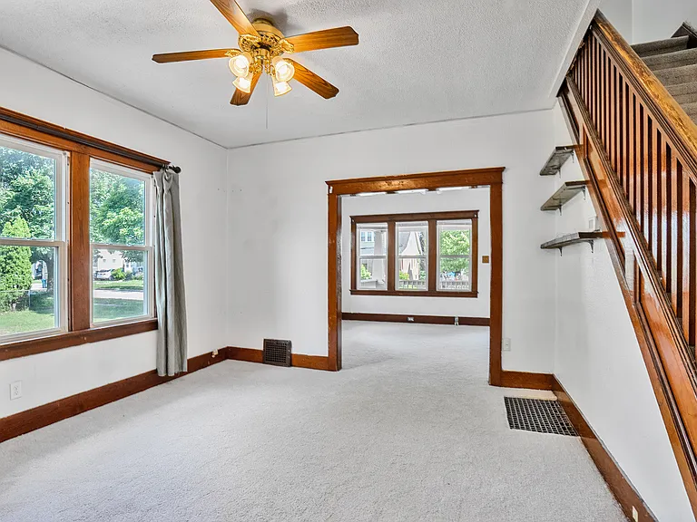 35324 Chestnut St — Photo 13