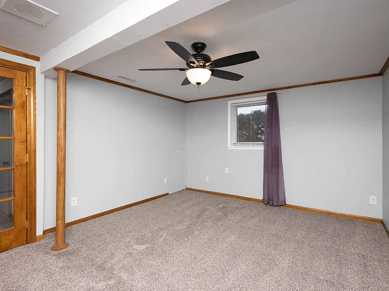 2318 Pinehurst St — Photo 17