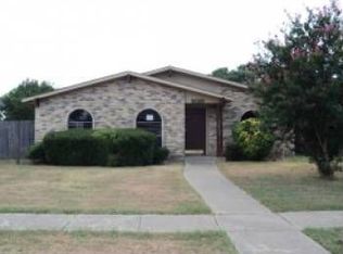 5028 Shannon Dr, The Colony, TX 75056