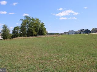 52 Redhaven Dr, Romney, WV 26757