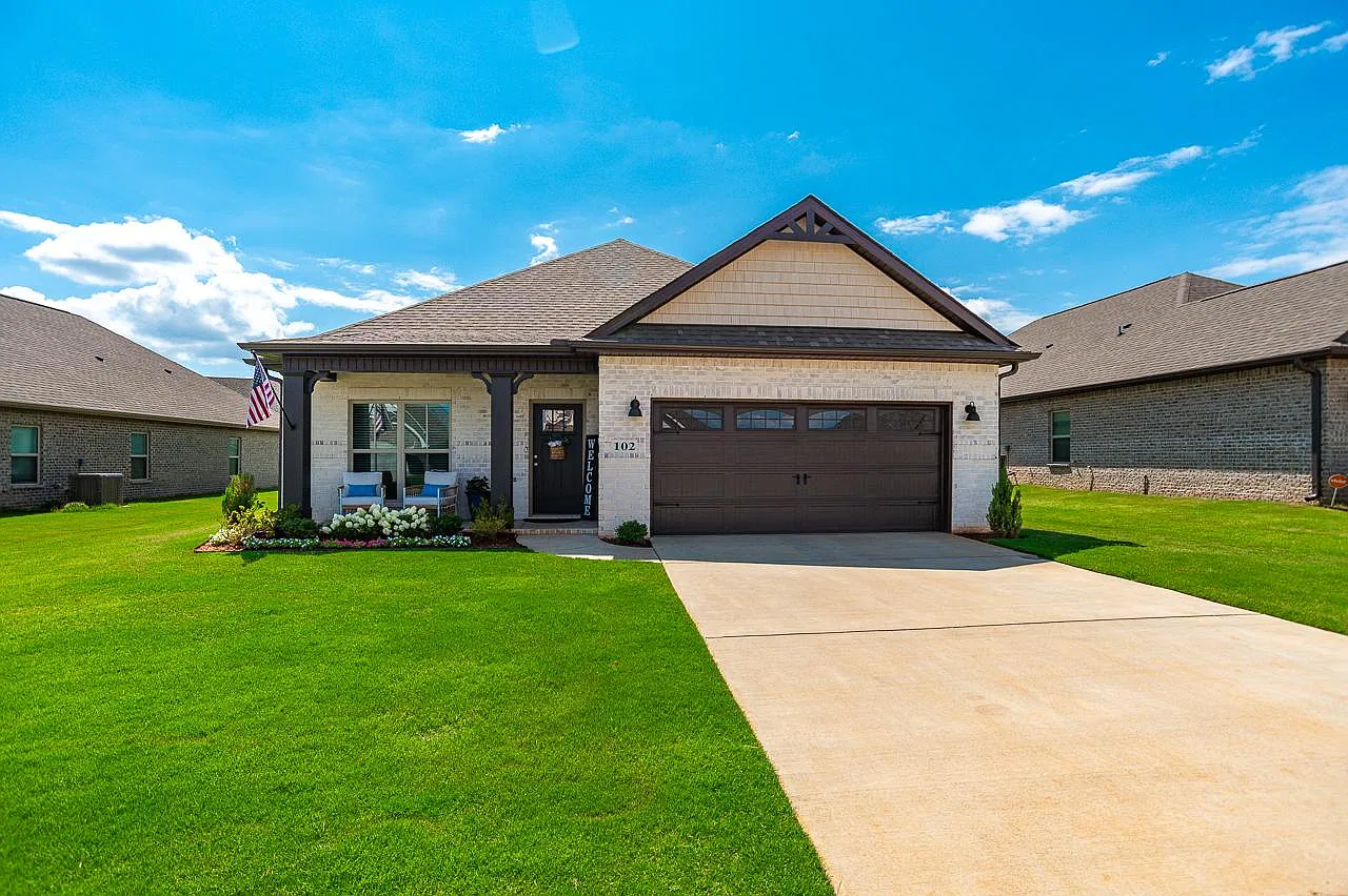 4 bed, 2117 sqft, $2,000 — Photo 1