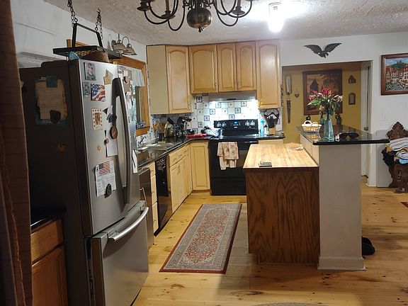 5th image of 285 River Oaks Ct