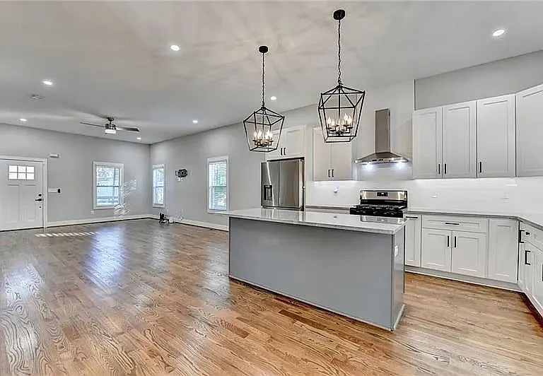 978 Palmetto Ave SW — Photo 15