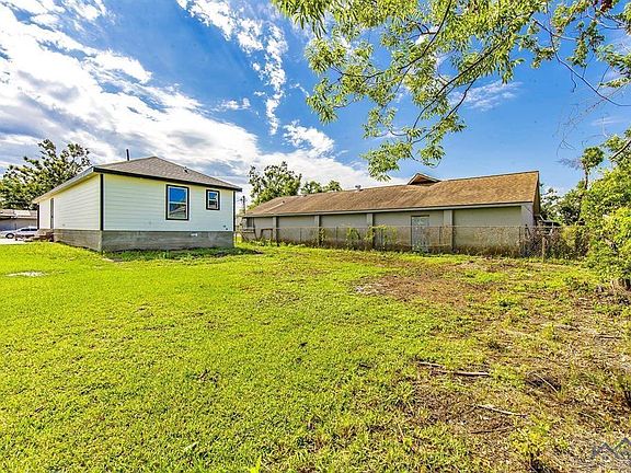 353 Dixie Ave, Houma, LA 70363 | MLS #2024002088 | Zillow