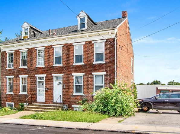 392 E Maple St