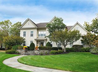 555 Ellington Ct, Ambler, PA 19002