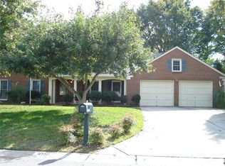 10011 Tealridge Ln, Charlotte, NC 28277