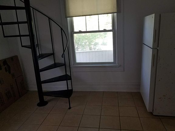 Small Living Room & Kitchen Combines