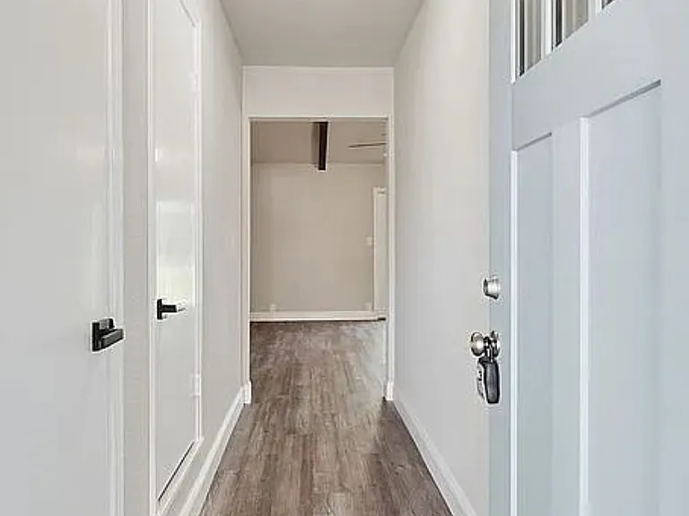 6612 Murel Dr — Photo 8
