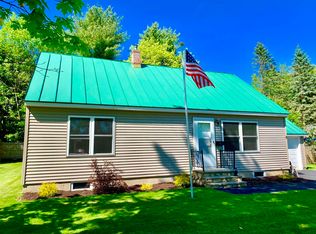 5 Mayflower Rd, Augusta, ME 04330