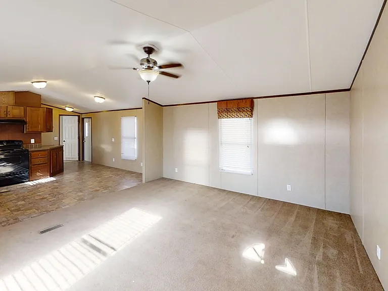413 N Avenue K — Photo 5