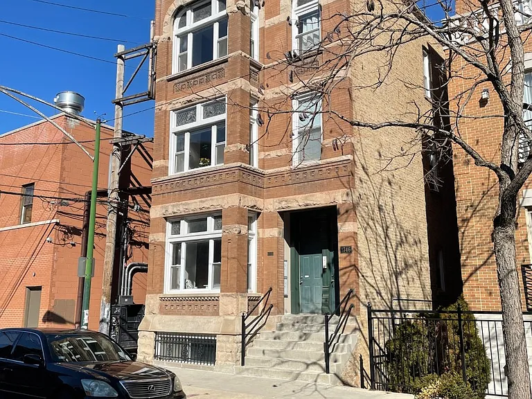 1746 W Beach Ave #CH1 — Photo 11