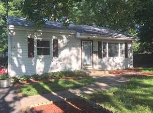 1421 N Main St, Naperville, IL 60563