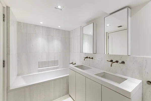 Rented by SERHANT. | media 7