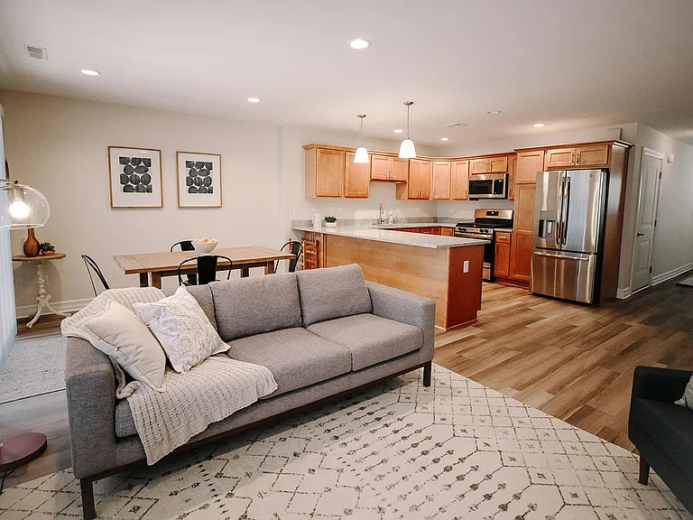 600 River Road Apartments — Photo 17