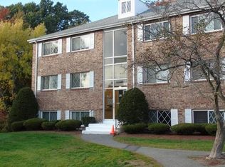 21 Fernview Ave APT 9, North Andover, MA 01845