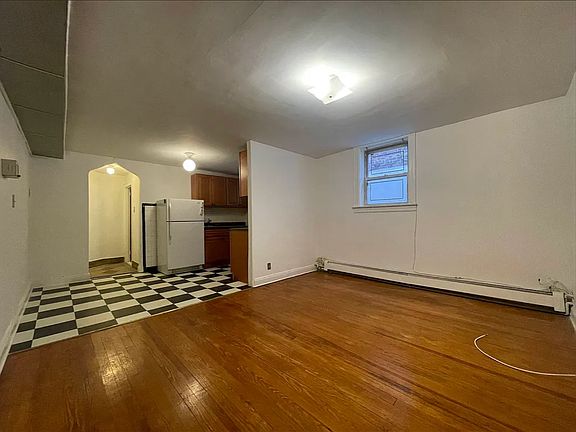 2nd image of 3346 28th St #1