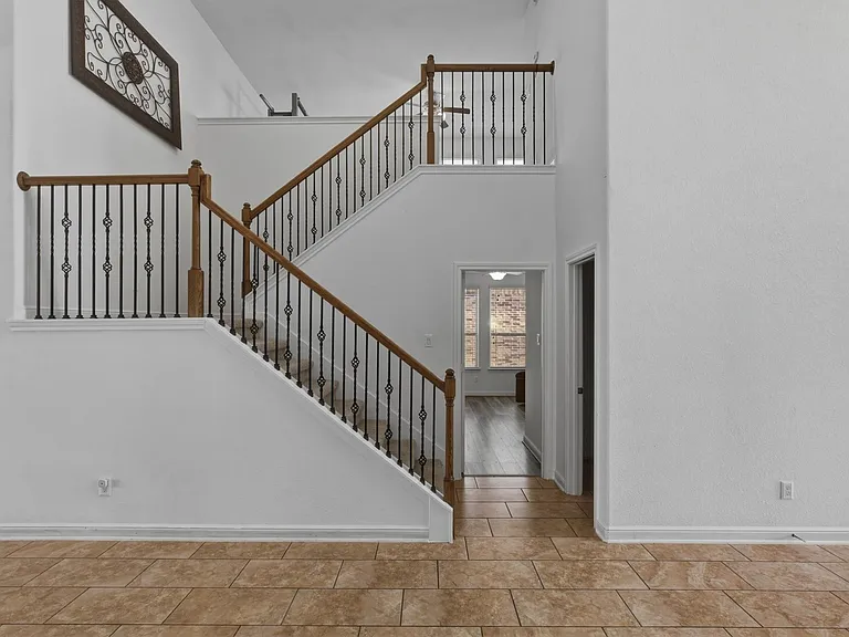 19122 Gaslamp Point Ct — Photo 8
