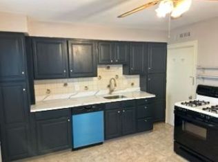 76 North St, Manchester, CT 06042