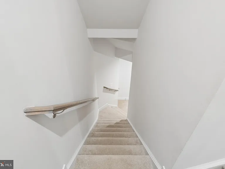 120 Arden Way — Photo 16