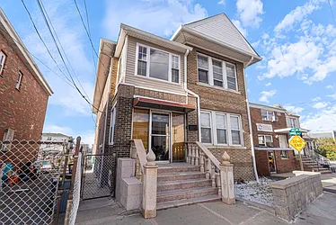 7073 Kennedy Boulevard