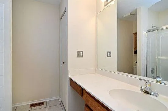 1234 S Wellington Ct S — Photo 8