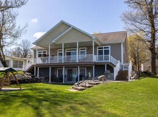 8 Brooks Southshore Dr, Addison, MI 49220
