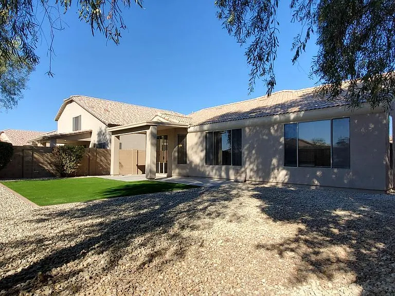 13221 W Jacobson Dr — Photo 2