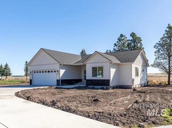 526 Maple Ct, Genesee, ID 83832