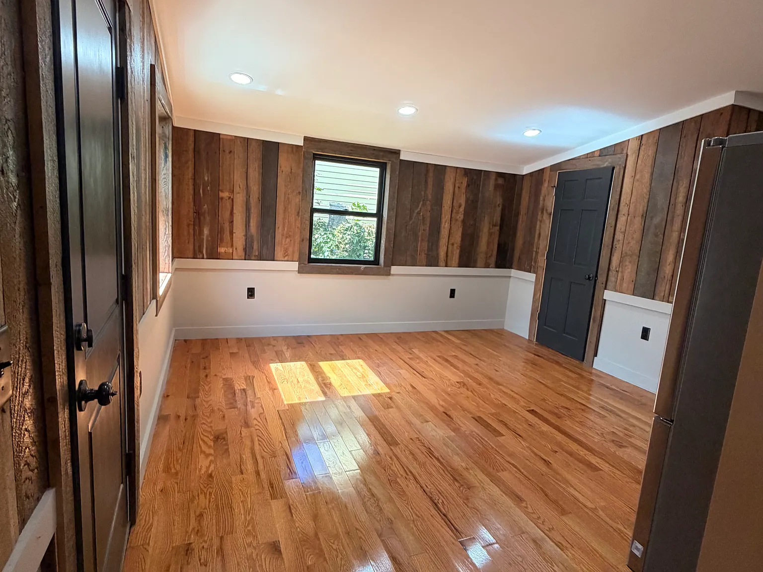 2 bed, 1.5 bath, 1200 sqft, $2,600 — Photo 3
