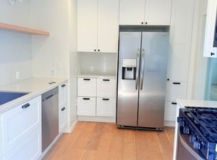 2202 S Bronson Ave, Los Angeles, CA 90018