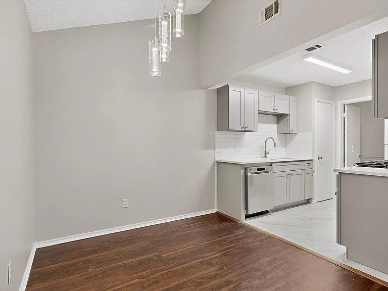 1115 Woodlief Trl — Photo 12