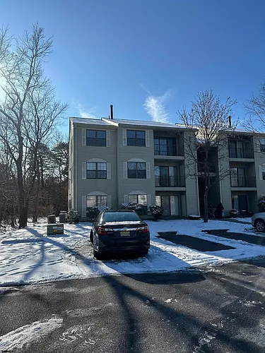203 Colonial Ct Photo 1