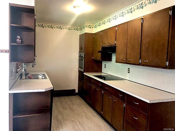 5th image of 1659 Goodrich Ave