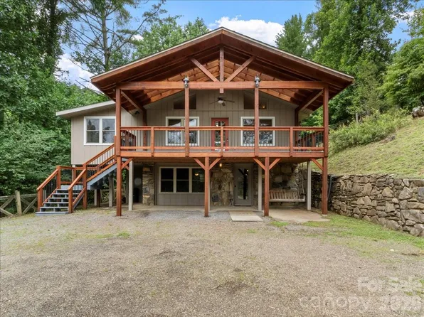 16 Turtle Dove Trl, Burnsville, NC 28714