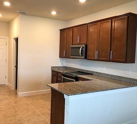 3rd image of 9545 Bexley Dr