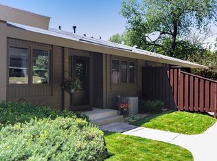 164 Birnamwood Dr, Burnsville, MN 55337