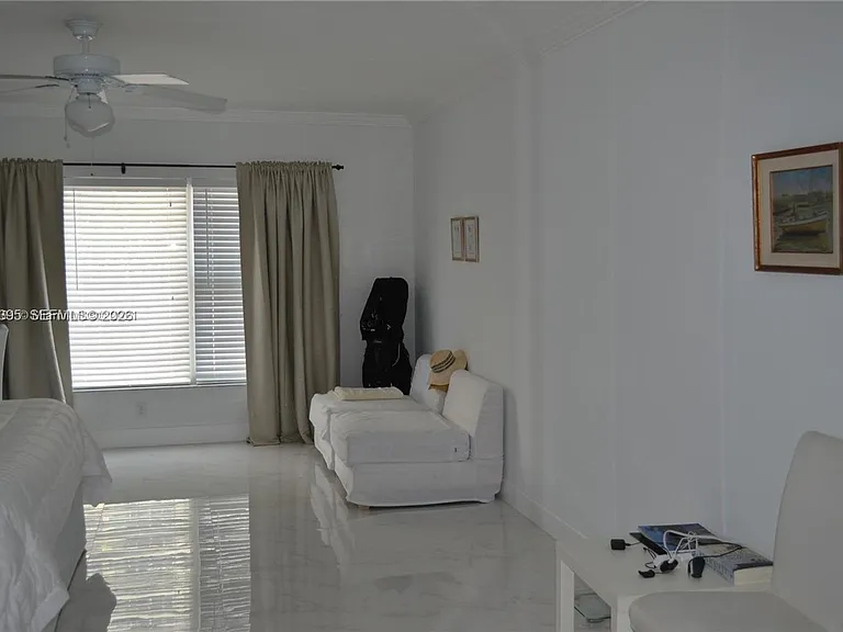3850 Galt Ocean Dr #111 — Photo 11