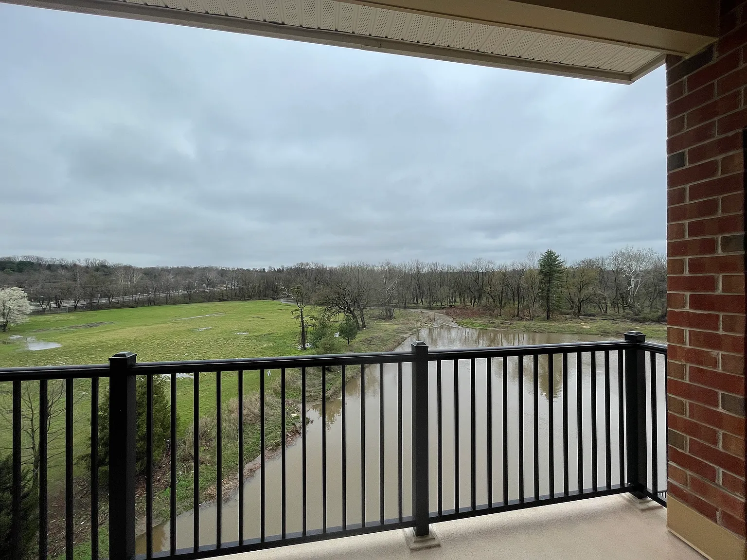 2 bed, 1400 sqft, $3,100 — Photo 4