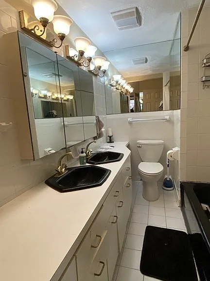 608 Tremont St #2 — Photo 12