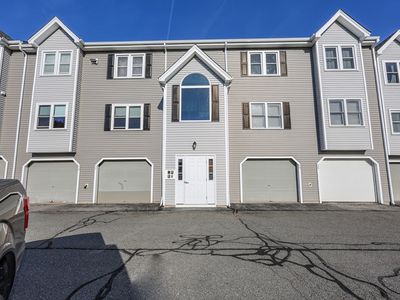 94 Tennis Plaza Rd UNIT 17, Dracut, MA, 01826